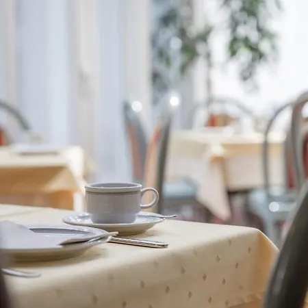 Residenz Tamara Apartahotel 4*