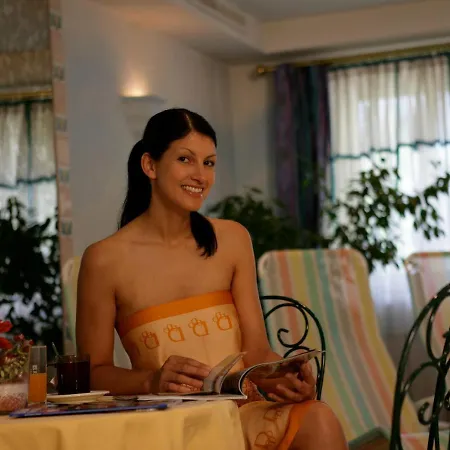 Apart Otel Residenz Tamara 4*