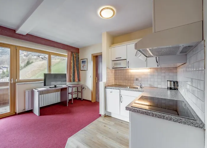 Ξενοδοχείο με διαμερίσματα Residenz Tamara 4*