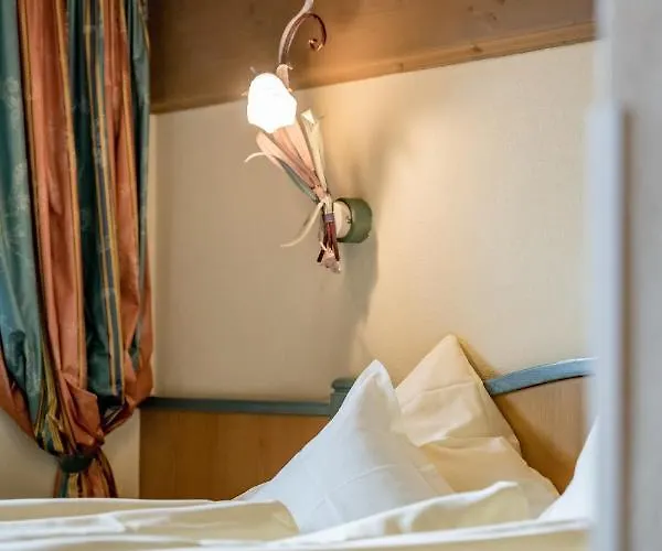 Apart Otel Residenz Tamara 4*