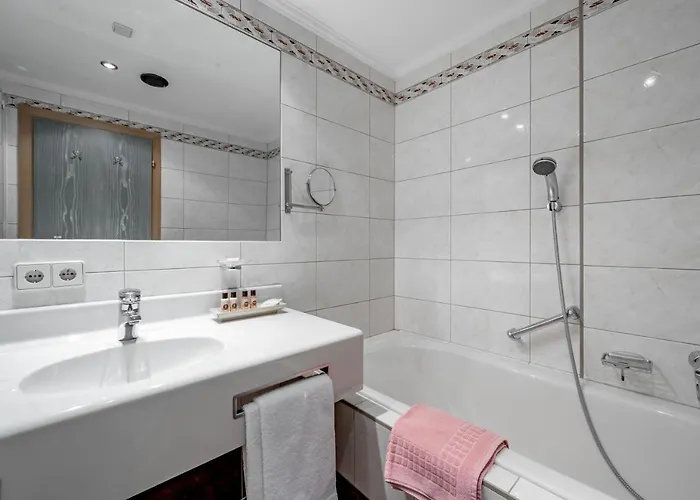 Apart Otel Residenz Tamara 4*